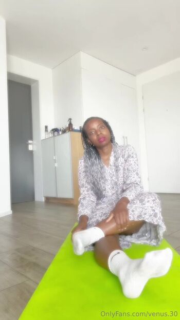 Full leaked Venus nylon private onlyfans photo