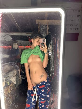 Full leaked Venuskittyxo private onlyfans photo