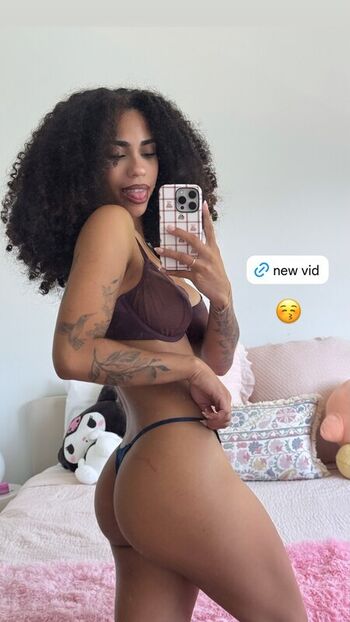 Full leaked Venusmarquez page private onlyfans photo