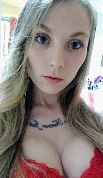 Veronica Marzzz