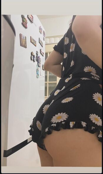 Full leaked Vibezgizem private onlyfans photo