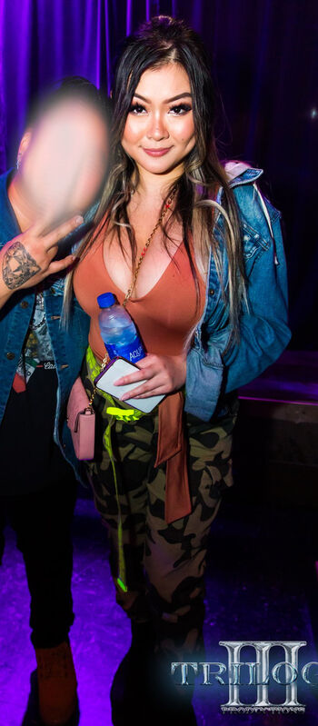 Vicki Li Vickibaybeee