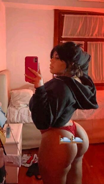 Full leaked Vicky zoto private onlyfans photo