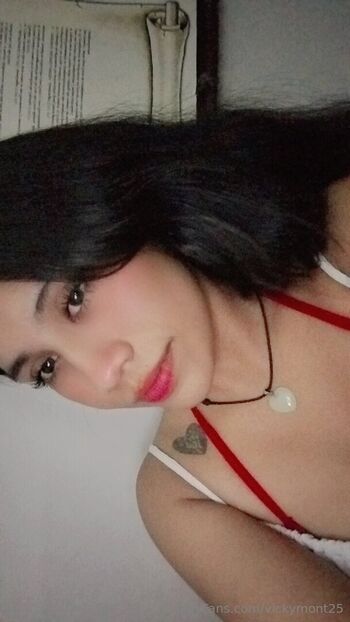 Full leaked Vickymont private onlyfans photo