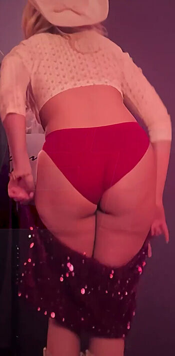 Full leaked Victoria pedretti page private onlyfans photo