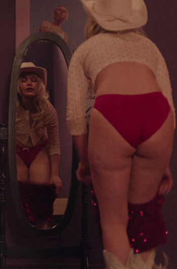 Full leaked Victoria pedretti private onlyfans photo