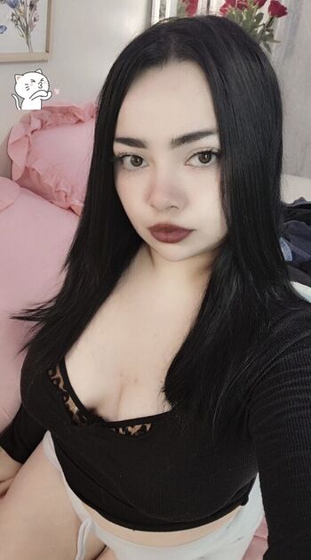 Full leaked Victoriass private onlyfans photo