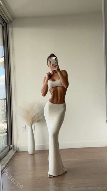 Full leaked Victoriaasecretss private onlyfans photo