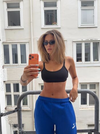 Full leaked Videozeugs private onlyfans photo