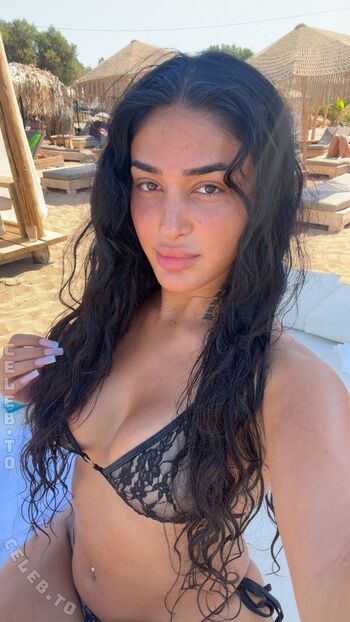 Full leaked Vinoschh private onlyfans photo