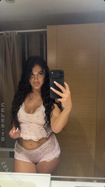 Full leaked Vinoschh private onlyfans photo