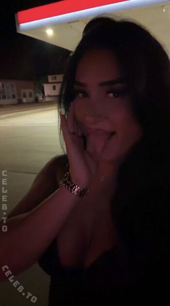 Full leaked Vinoschh private onlyfans photo