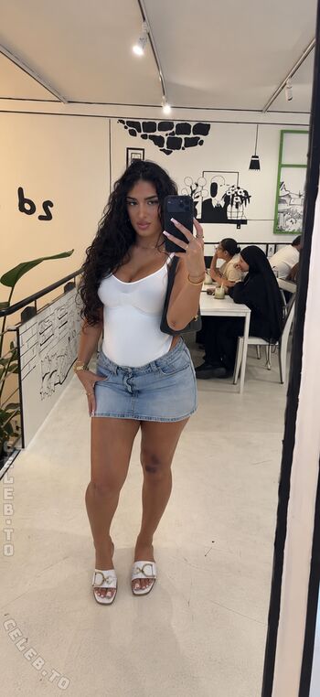 Full leaked Vinoschh private onlyfans photo