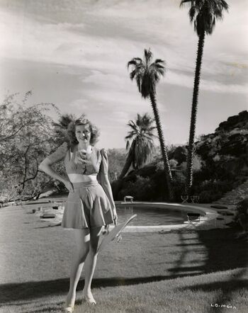 Vintage Sexy Celebs