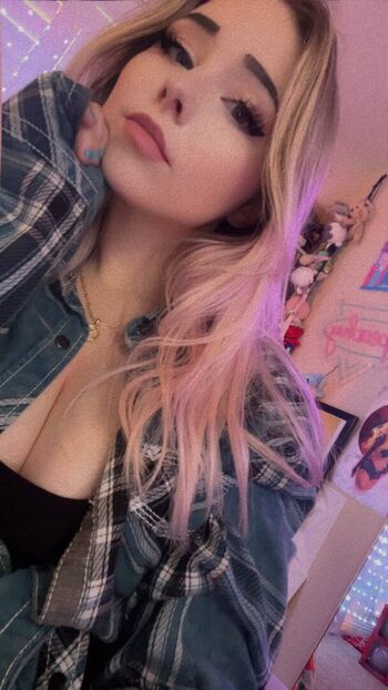 VIPeachy
