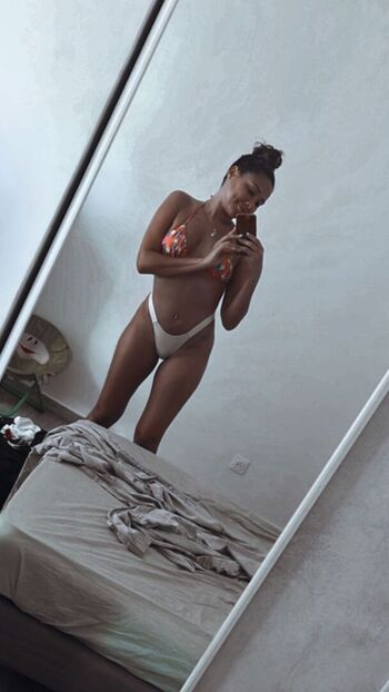 Full leaked Virginie sainsily private onlyfans photo
