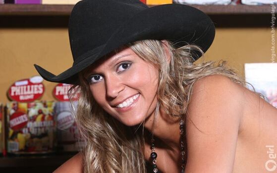 Virgula Girl