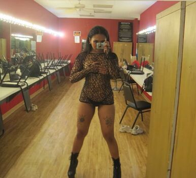 Full leaked Visual vixen private onlyfans photo