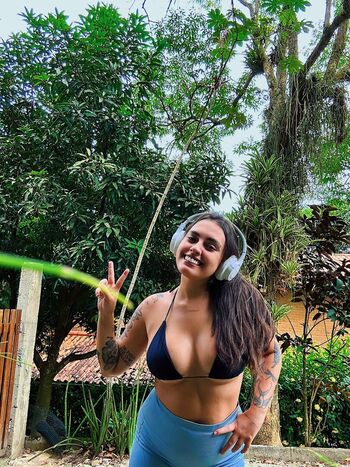 Full leaked Vitoria marcilio private onlyfans photo