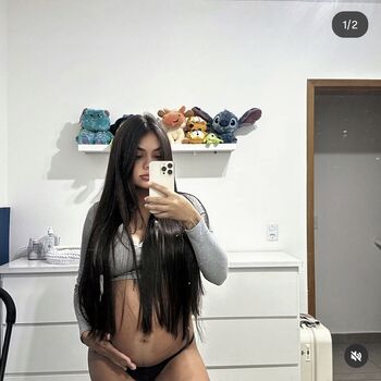 Full leaked Vitria carolina private onlyfans photo