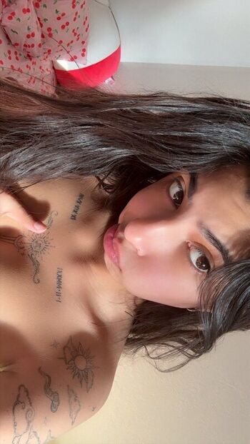 Full leaked Vivianadelrei private onlyfans photo