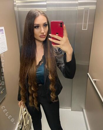 Full leaked Vivienne huber private onlyfans photo