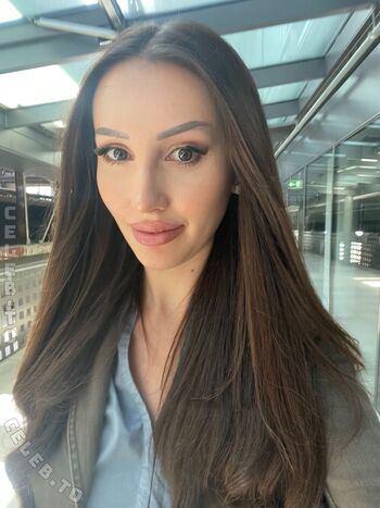 Full leaked Vivienne huber private onlyfans photo