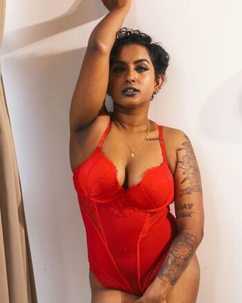 Full leaked Vogue unicorn private onlyfans photo