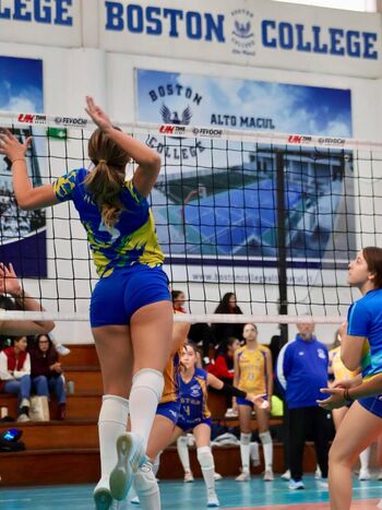 Volleyball Girls