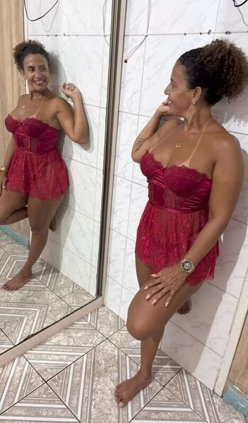 Full leaked Vovo pzu private onlyfans photo