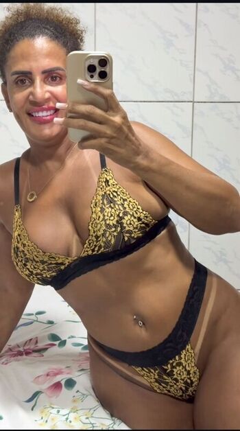 Full leaked Vovo pzu private onlyfans photo