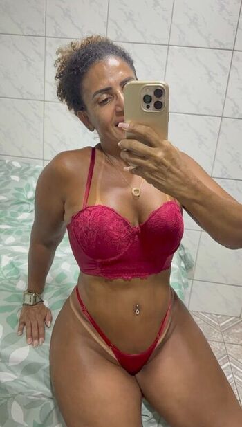 Full leaked Vovo pzu private onlyfans photo