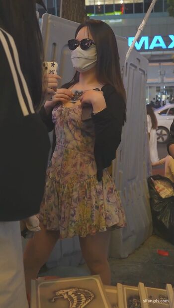 Voyeur Asian Pissing Toilet &Amp; Upskirts Only