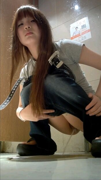 Voyeur Asian Pissing Toilet &Amp; Upskirts Only