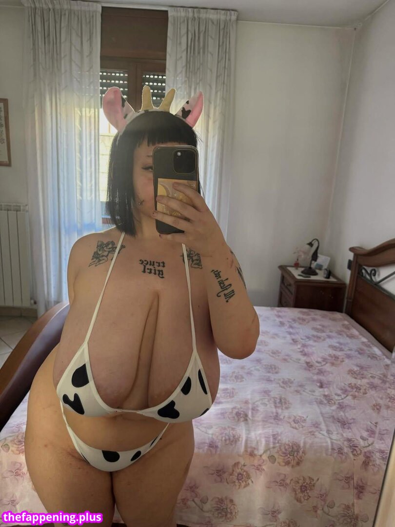 Mxmmytina / VVALENTINABONETALLI Meztelen OnlyFans Fotó #119