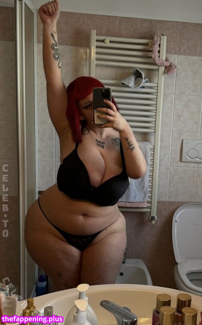 Mxmmytina / Vvalentinabonetalli Fotografie OnlyFans Dezbrăcată #138