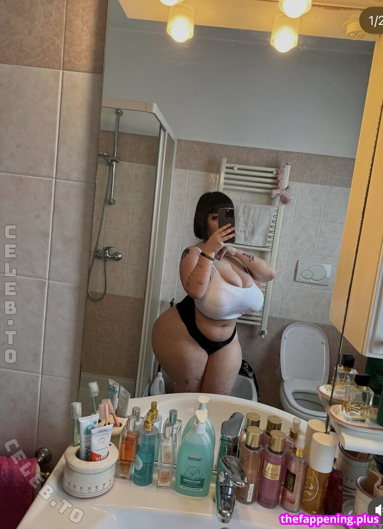Mxmmytina / Vvalentinabonetalli Nahá OnlyFans fotografie #142