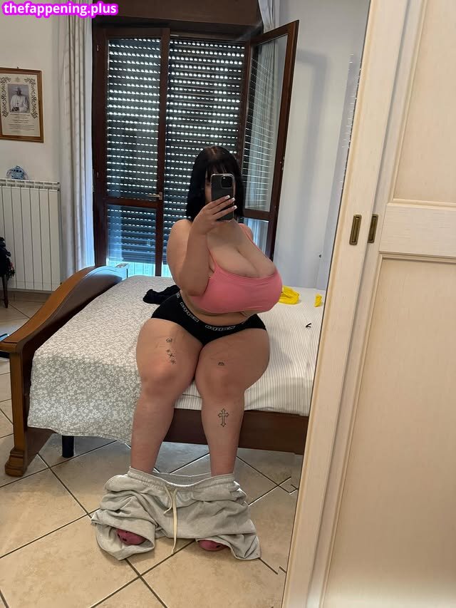 Mxmmytina / Vvalentinabonetalli Meztelen OnlyFans Fotó #178