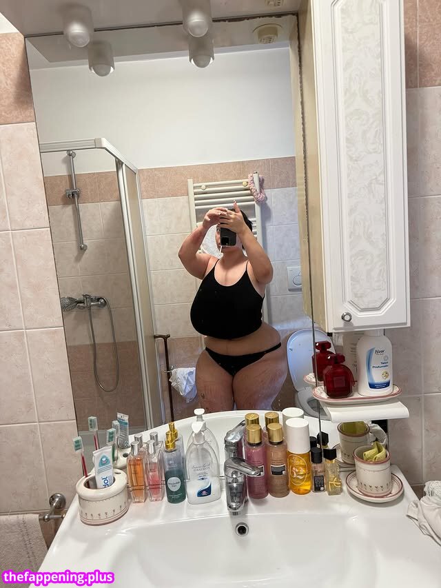 Mxmmytina / Vvalentinabonetalli Foto OnlyFans Nuda #183