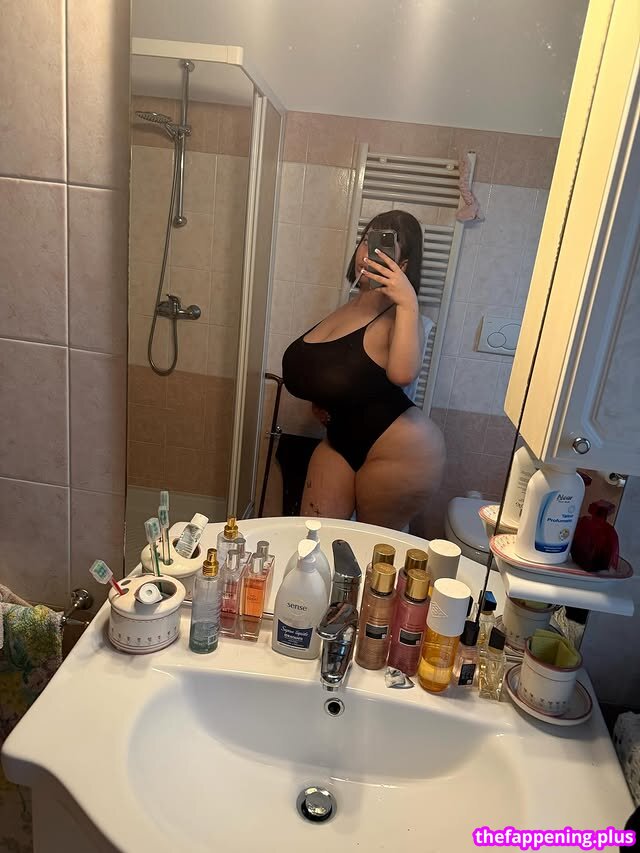 Mxmmytina / Vvalentinabonetalli 누드 OnlyFans 사진 #184