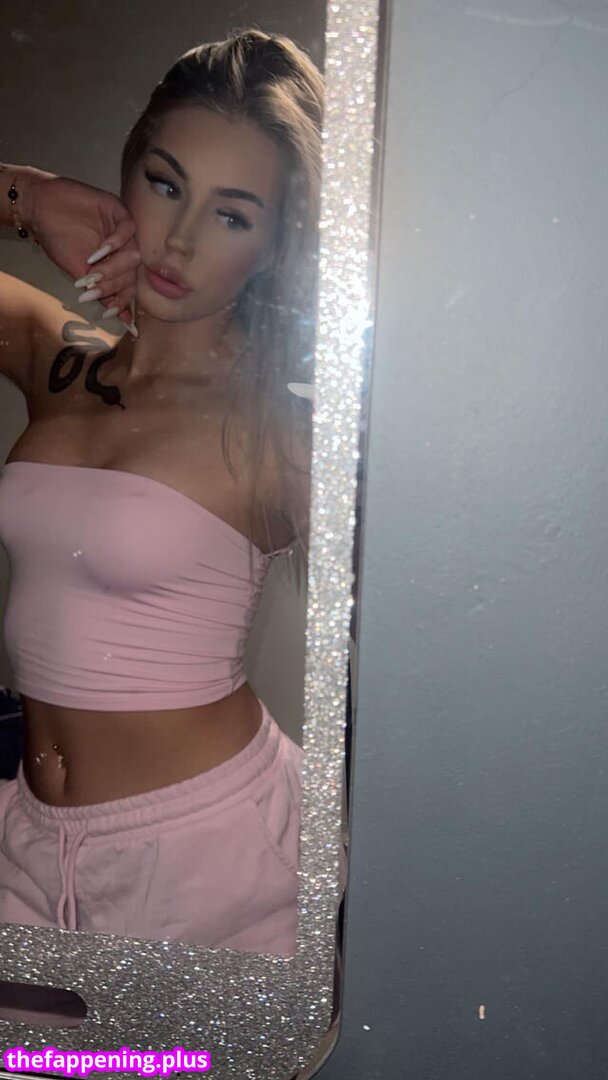 Vvikaraa / vikaraa_by_km Nacktes OnlyFans Foto #42