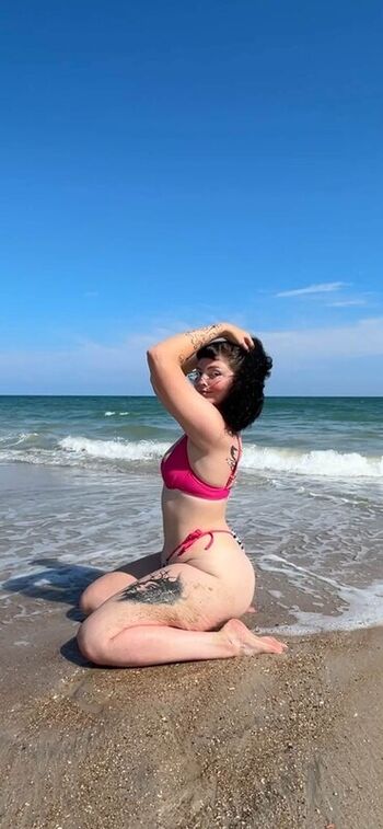 Full leaked Vydia moth private onlyfans photo