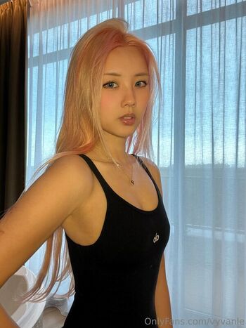 Full leaked Vyvan le private onlyfans photo