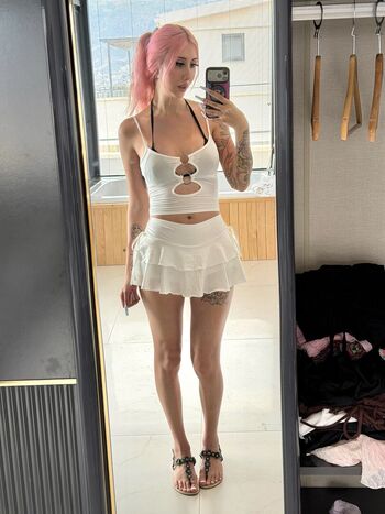 Full leaked Wllip private onlyfans photo