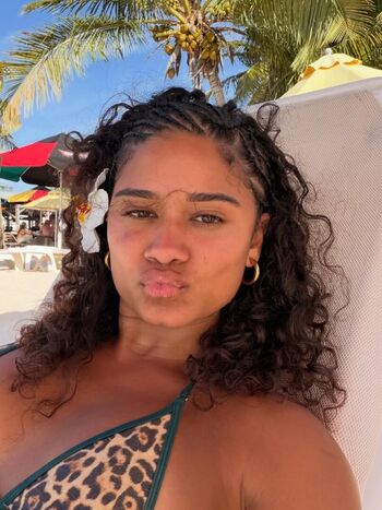 Full leaked Wahyne private onlyfans photo