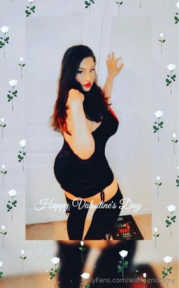 Full leaked Waifu mommy page private onlyfans photo