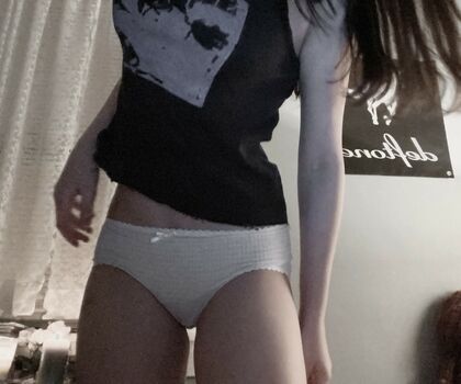 Full leaked Waitingnote page private onlyfans photo