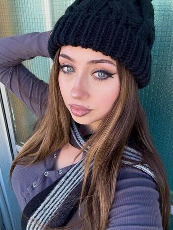 Full leaked Wandawillow private onlyfans photo