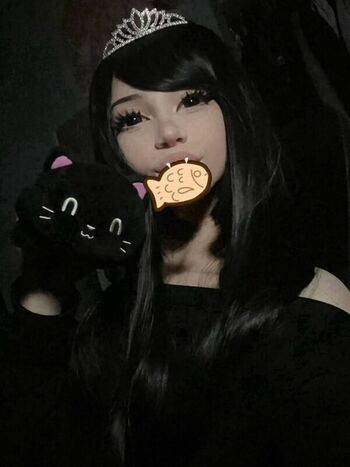Full leaked Weakdoll asmr page private onlyfans photo