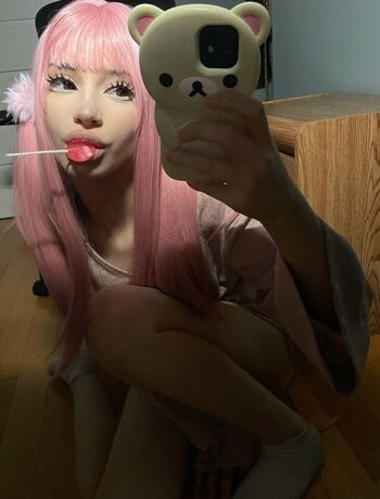 Full leaked Weakdoll asmr private onlyfans photo